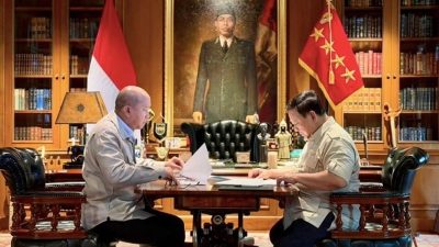 Prabowo perintahkan Rosan percepat hilirisasi dan Danantara