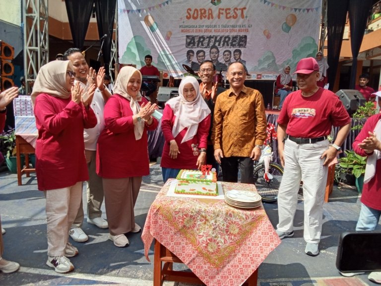 HUT Ke-67 SMP Negeri 3 Tasikmalaya, Sekda Tekankan Pentingnya Pendidikan Berkarakter dan Dukungan Alumni