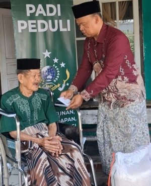 Ustad Umuh, Guru Ngaji Berusia 86 Tahun di Tasikmalaya Terima Bantuan Program Save Jompo