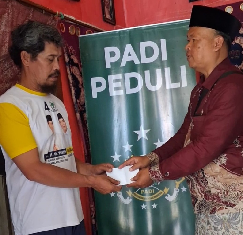 Program Save Jompo Yayasan Padi Kembali Salurkan Bantuan untuk Lansia di Tasikmalaya